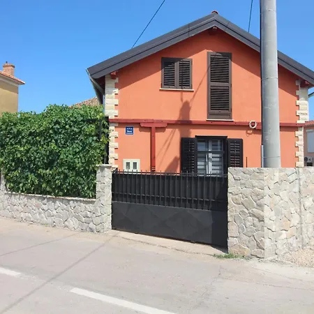 Apartment Goran I Marina Zablace